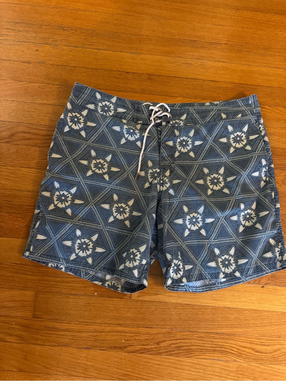 Faherty Blue Floral Tile Swim Shorts